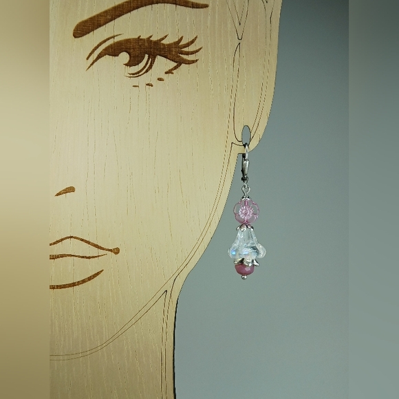 HAND CRAFTED Pink Artisan Glass Flower Earrings Dangle Boho Vintage Style - Picture 5 of 6